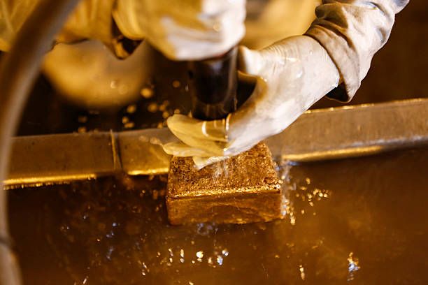 Gold washing and quality testing